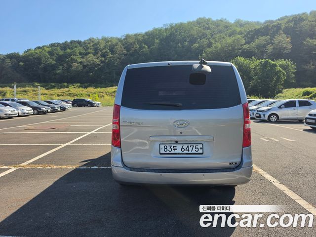 Hyundai Starex 2012 — photo 3