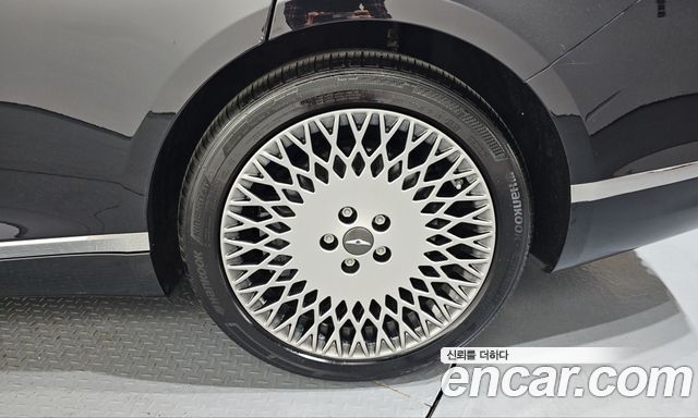 Genesis G80 2023 — photo 7