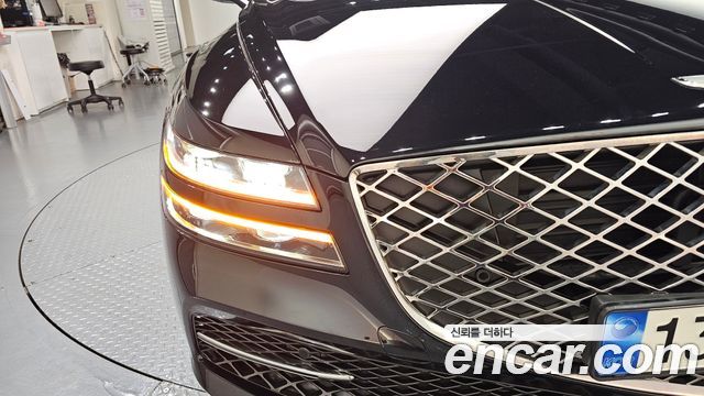 Genesis G80 2023 — photo 8