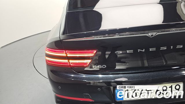 Genesis G80 2023 — photo 9