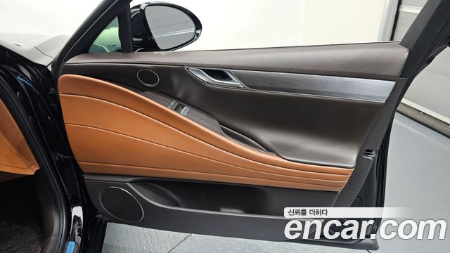Genesis G80 2023 — photo 14