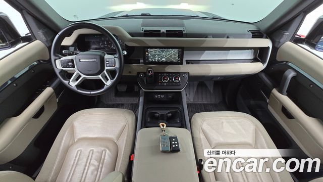 Land Rover Defender 2020 — photo 10