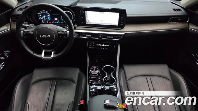 Kia K5 2023 — photo 7