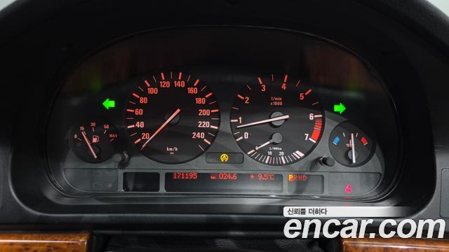 BMW 5-Series 1996 — photo 11