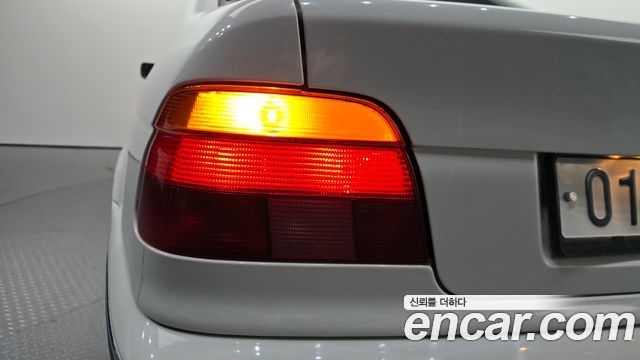 BMW 5-Series 1996 — photo 9