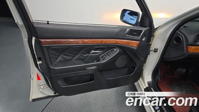 BMW 5-Series 1996 — photo 14