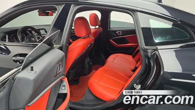 BMW 2-Series 2021 — photo 11