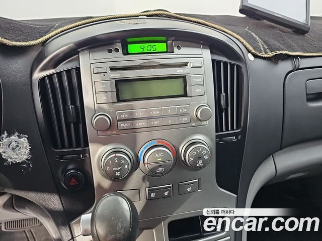 Hyundai Starex 2014 — photo 16