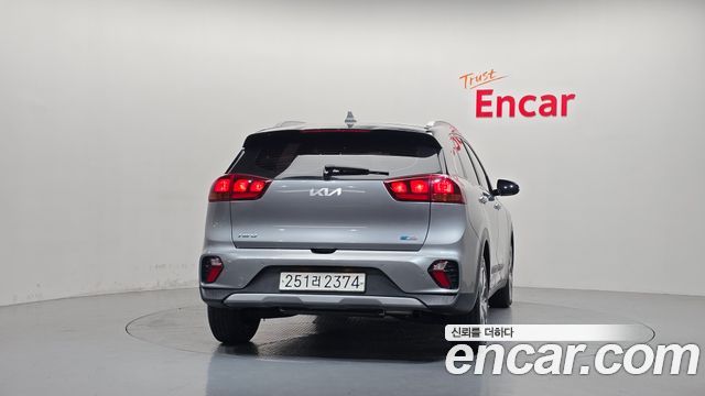 Kia Niro 2022 — photo 4