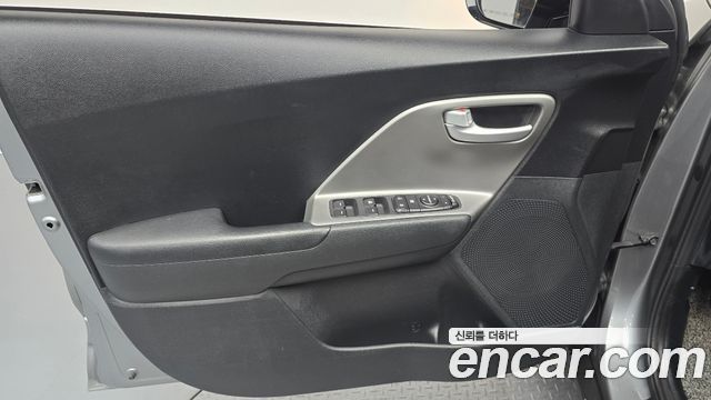 Kia Niro 2022 — photo 14