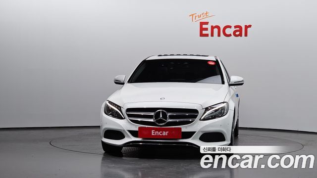 Mercedes-Benz C-Class 2017 — photo 3