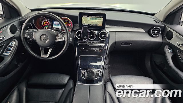 Mercedes-Benz C-Class 2017 — photo 7