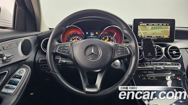 Mercedes-Benz C-Class 2017 — photo 14