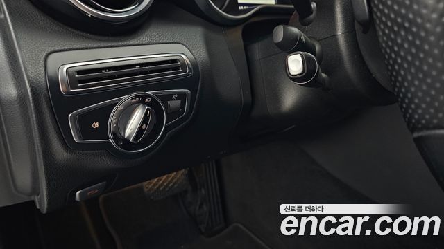 Mercedes-Benz C-Class 2017 — photo 20