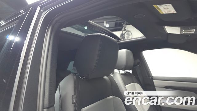 Land Rover Range Rover Evoque 2026 — photo 23