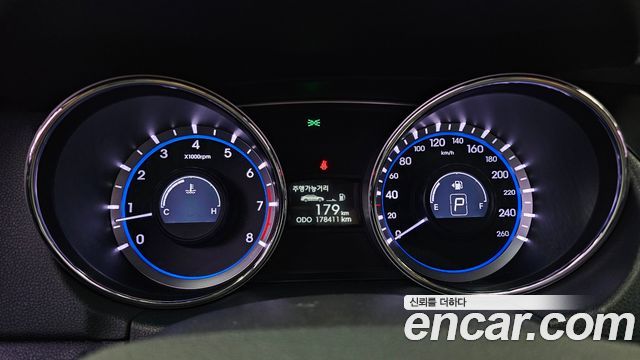 Hyundai Sonata 2013 — photo 11