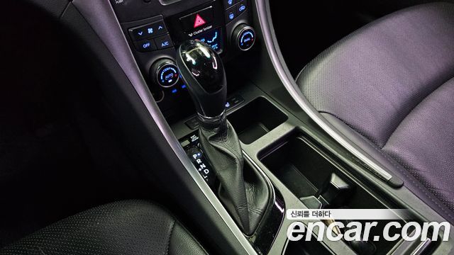 Hyundai Sonata 2013 — photo 12