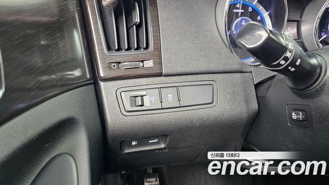 Hyundai Sonata 2013 — photo 22