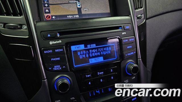 Hyundai Sonata 2013 — photo 24