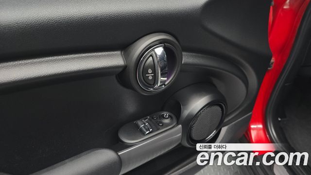 Mini Cooper 2015 — photo 15
