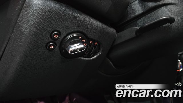 Mini Cooper 2015 — photo 18