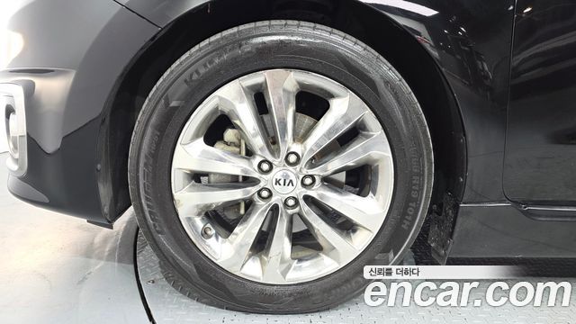 Kia Canival 2018 — photo 5