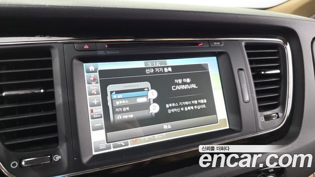 Kia Canival 2018 — photo 20