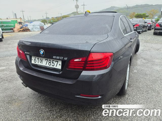 BMW 5-Series 2015 — photo 4