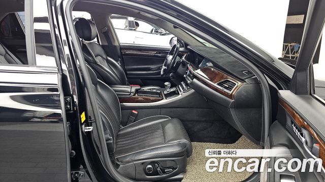 Genesis EQ900 2017 — photo 17