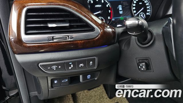 Genesis EQ900 2017 — photo 20
