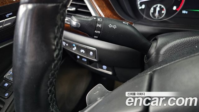 Genesis EQ900 2017 — photo 34