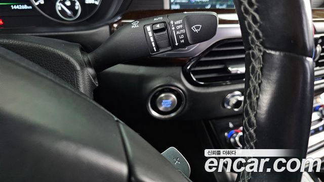 Genesis EQ900 2017 — photo 36