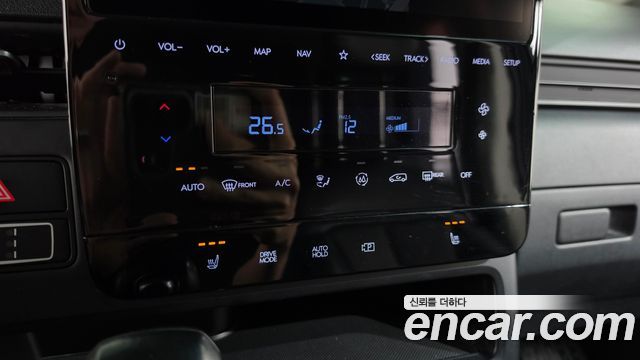 Hyundai Staria 2022 — photo 31
