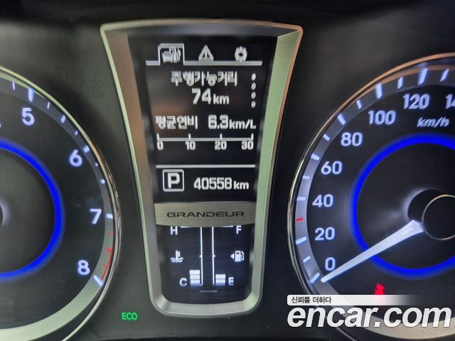 Hyundai Grandeur 2015 — photo 7