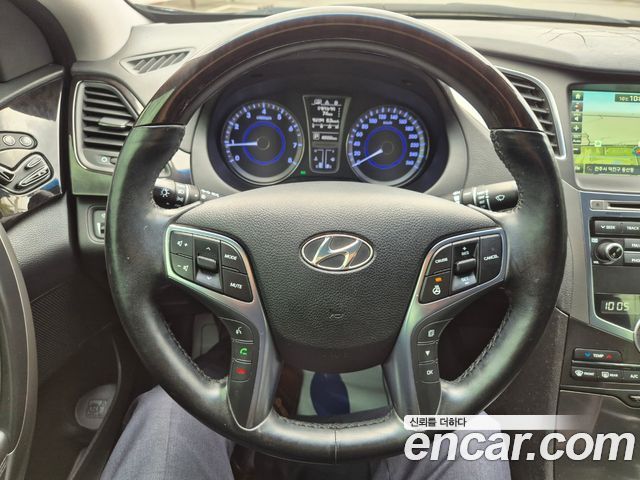 Hyundai Grandeur 2015 — photo 8