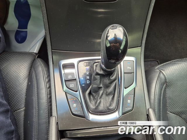 Hyundai Grandeur 2015 — photo 10