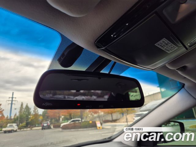Hyundai Grandeur 2015 — photo 14