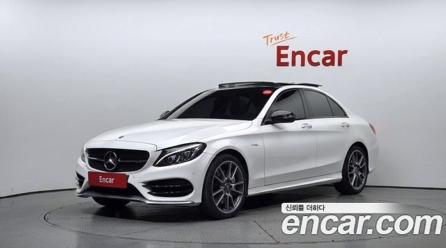 Mercedes-Benz C-Class 2018 — photo 1