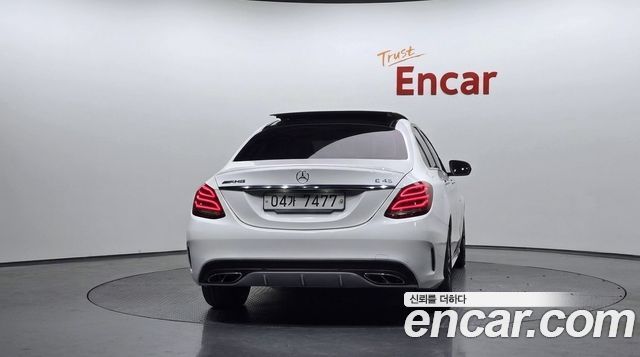 Mercedes-Benz C-Class 2018 — photo 4
