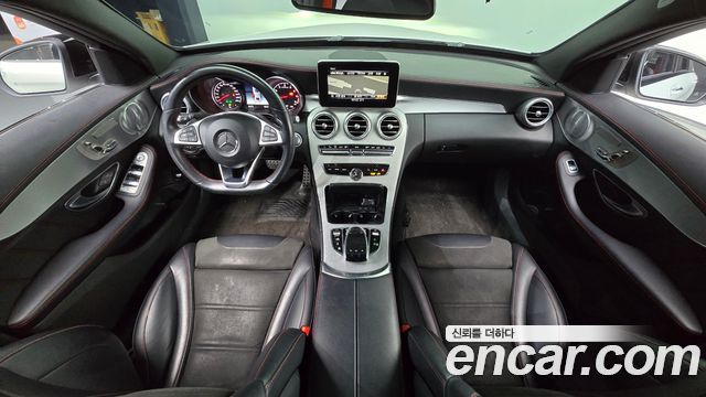 Mercedes-Benz C-Class 2018 — photo 10