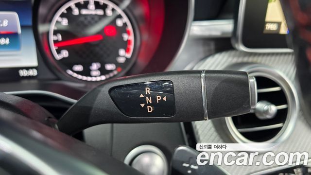 Mercedes-Benz C-Class 2018 — photo 12