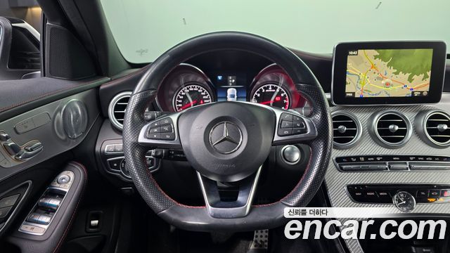 Mercedes-Benz C-Class 2018 — photo 19