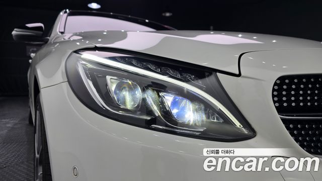 Mercedes-Benz C-Class 2018 — photo 8
