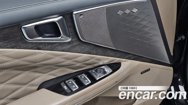 Kia K8 2022 — photo 27