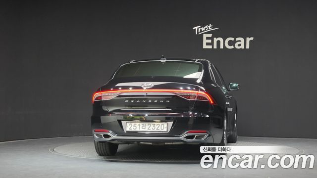 Hyundai Grandeur 2022 — photo 4