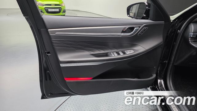 Hyundai Grandeur 2022 — photo 14