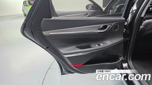 Hyundai Grandeur 2022 — photo 15