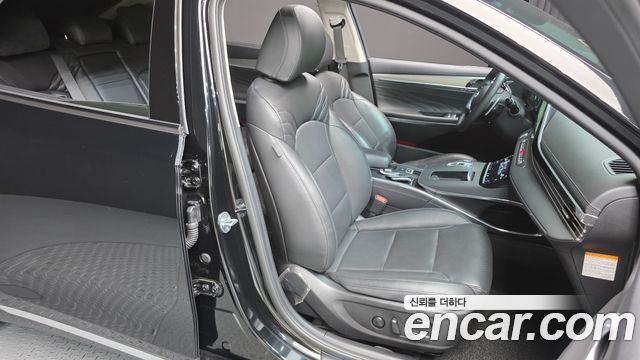 Hyundai Grandeur 2022 — photo 16