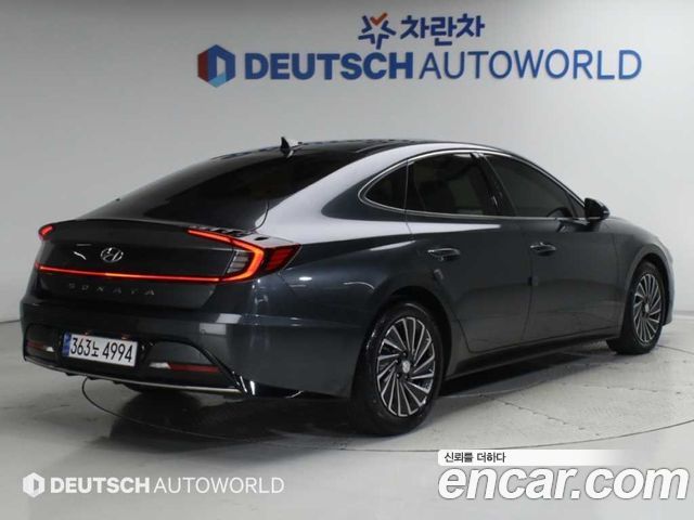 Hyundai Sonata 2023 — photo 2