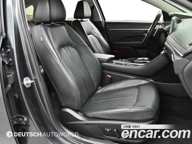Hyundai Sonata 2023 — photo 10